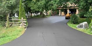 Best Concrete Driveway Installation  in Hamilton, MO